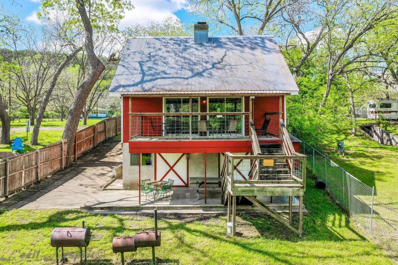 Rr 9122Rb Red Barn Cabin Canyon Lake Exterior photo